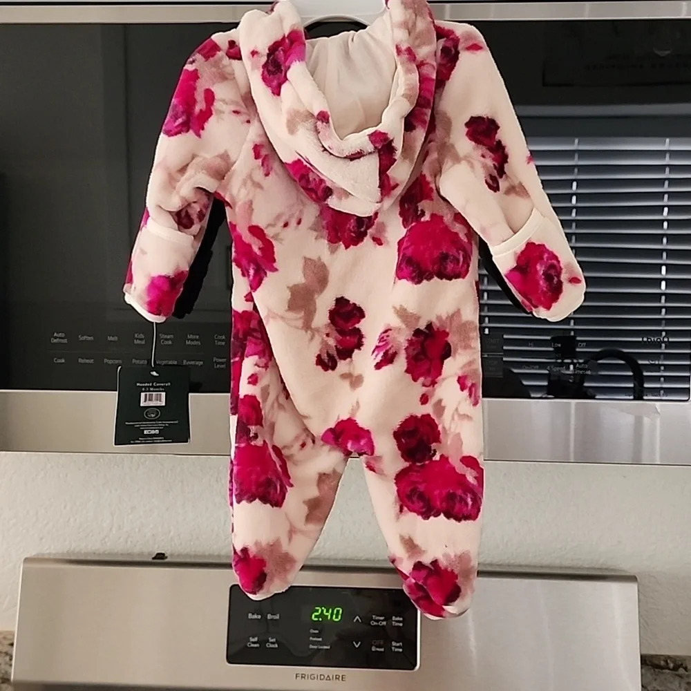 Laura Ashley Baby hooded coverall, Size 0-3 months, new!